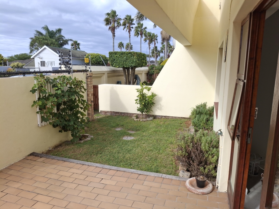 2 Bedroom Property for Sale in Walmer Eastern Cape